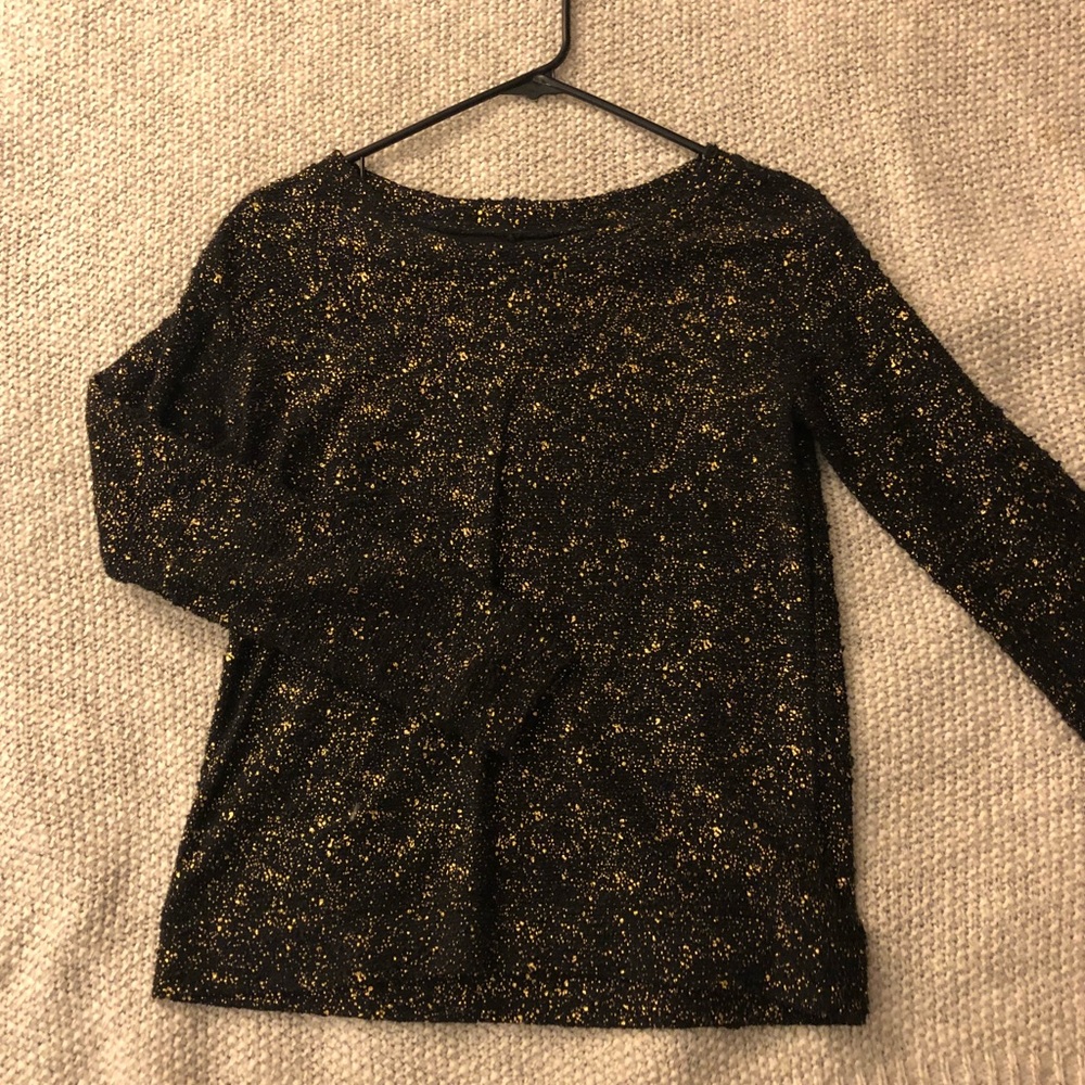 Jessica Simpson Black and Gold knitted shirt